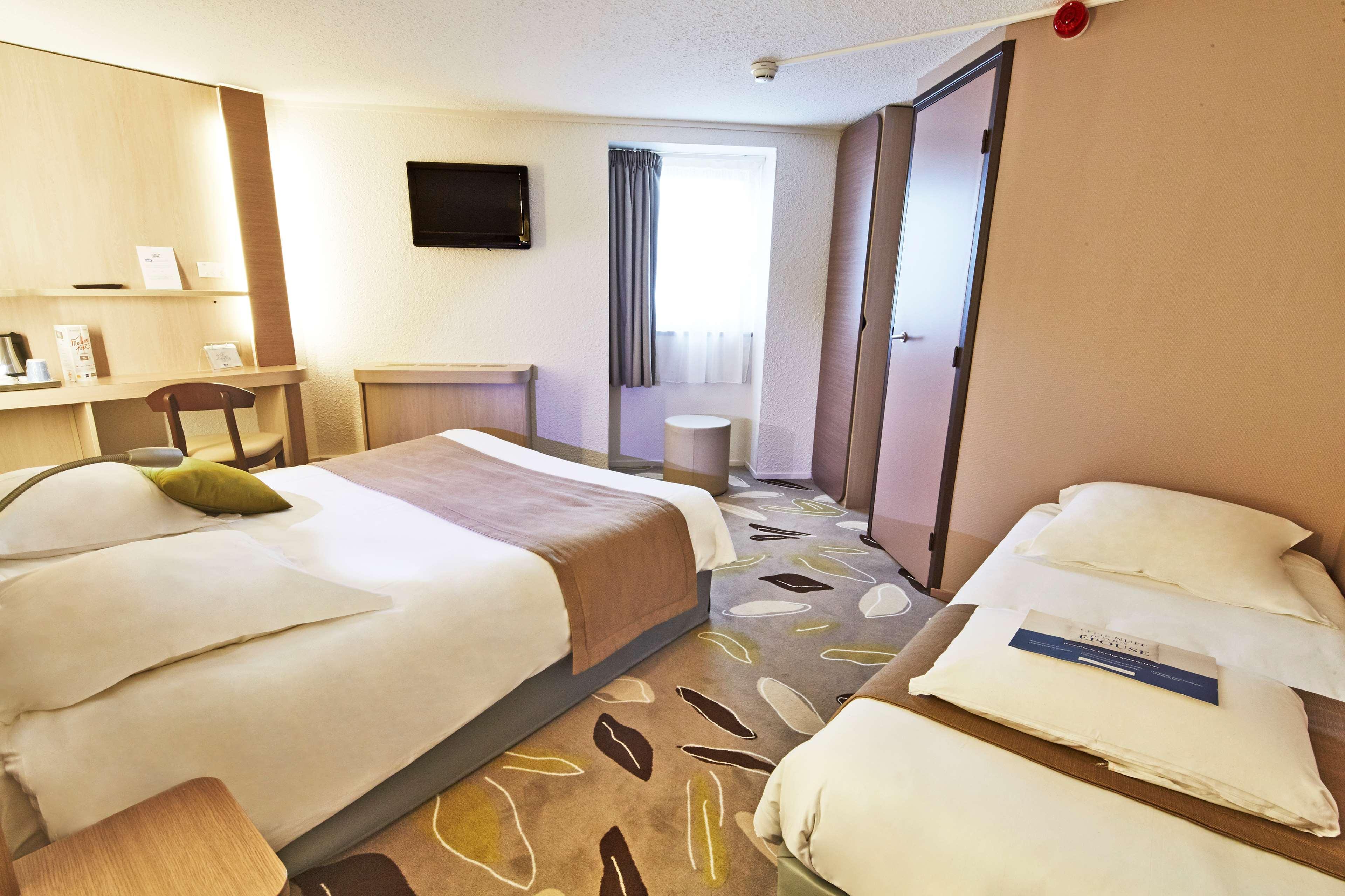 Kyriad Hotel Nevers Centre Zewnętrze zdjęcie
