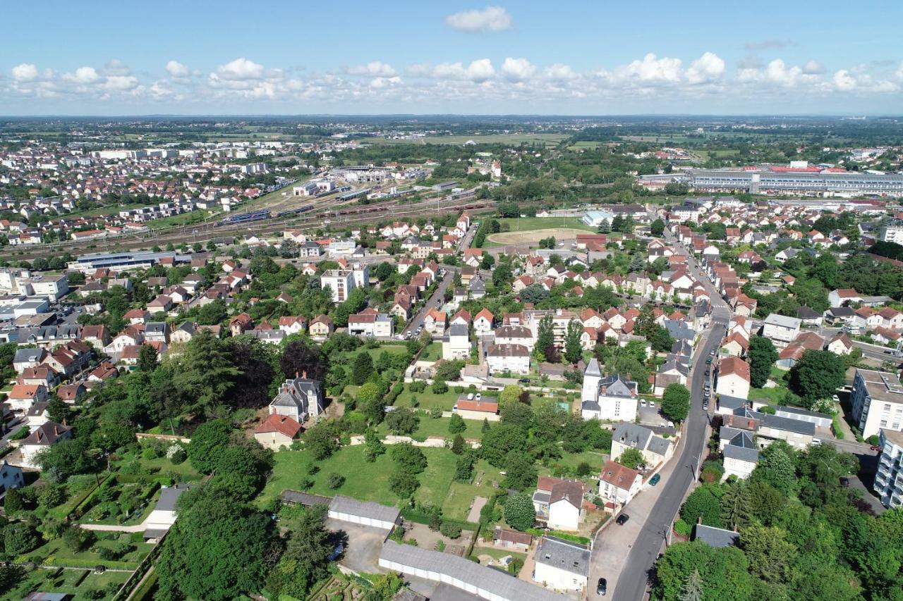 Kyriad Hotel Nevers Centre Zewnętrze zdjęcie